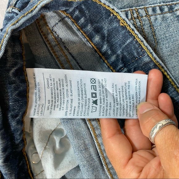 Levi’s 285 Relaxed Jeans Size 32-30 Distressed jeans High Rise high wais… - Picture 8 of 11